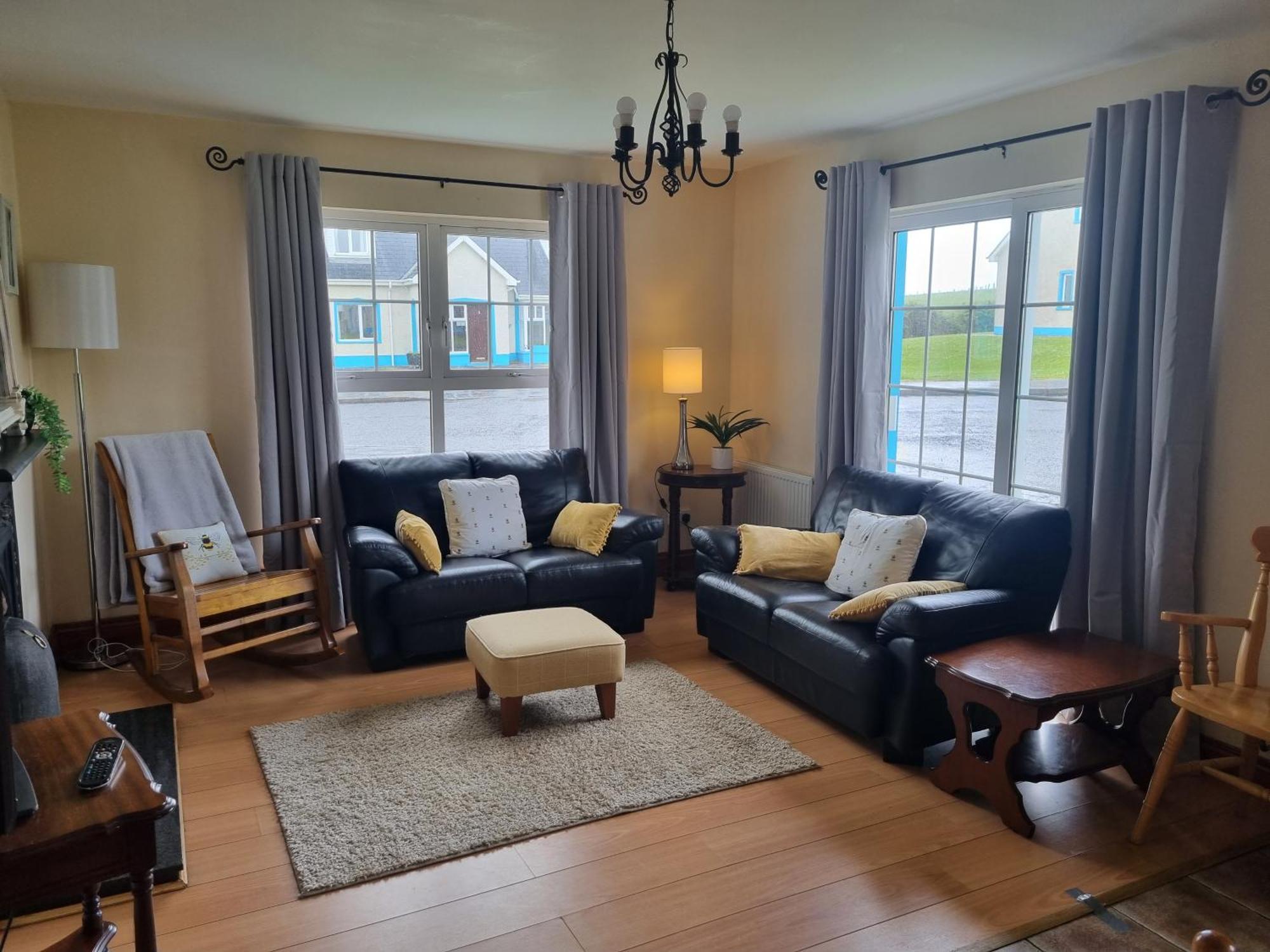 Holiday Home 班多伦 外观 照片
