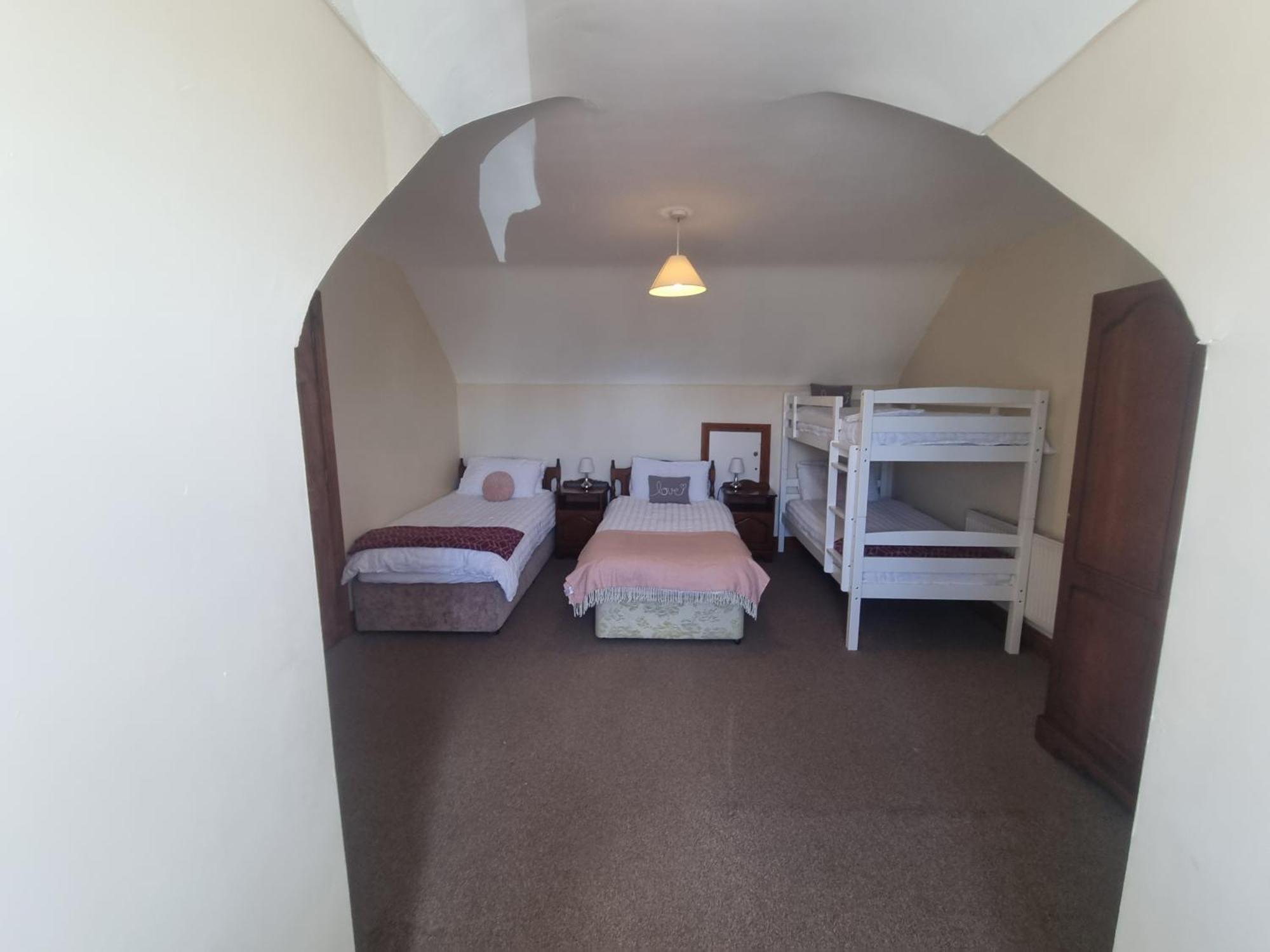 Holiday Home 班多伦 外观 照片